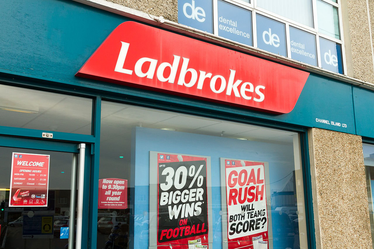 Ladbrokes, Wettbüro