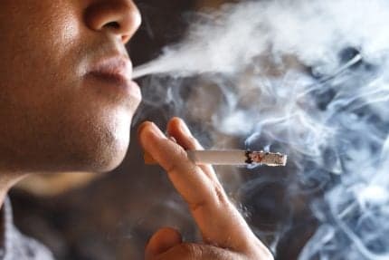 Clock Ticking on Casino Smoking Legislation in Missouri, Smoking Ban in Kansas Fails