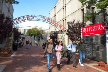 New Jersey Colleges Now Required to Educate Students on Gambling Dangers