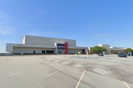 Malls Are Dying, Casinos Are Thriving. This JCPenney Is Being Targeted for Gambling