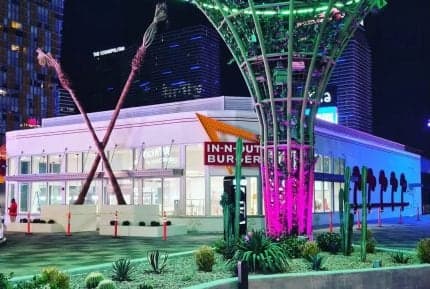 VEGAS DINNG NEWS: World’s Largest In-N-Out Almost Done, Heart Attack Grill Drops Dead