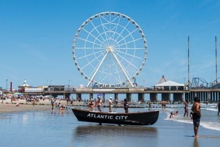 Atlantic City Casinos Heat Up in July as Gaming Revenue Hits 14-Year High