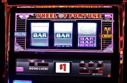 VEGAS MYTHS BUSTED: Near Misses are Close