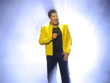 VEGAS MUSIC NEWS: Lionel Richie Postpones, Pearl Jam's Sphere Fear, En Vogue, Chicago & Nickelback