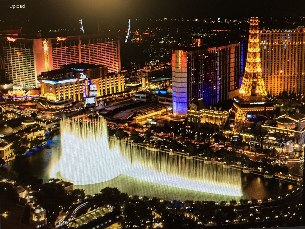 There is nothing more breath-taking than the Bellagio Fountain show.