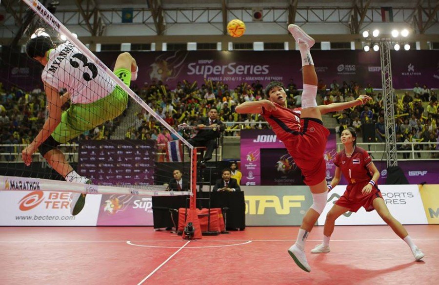 In-game action from a typical game of Sepak Takraw
