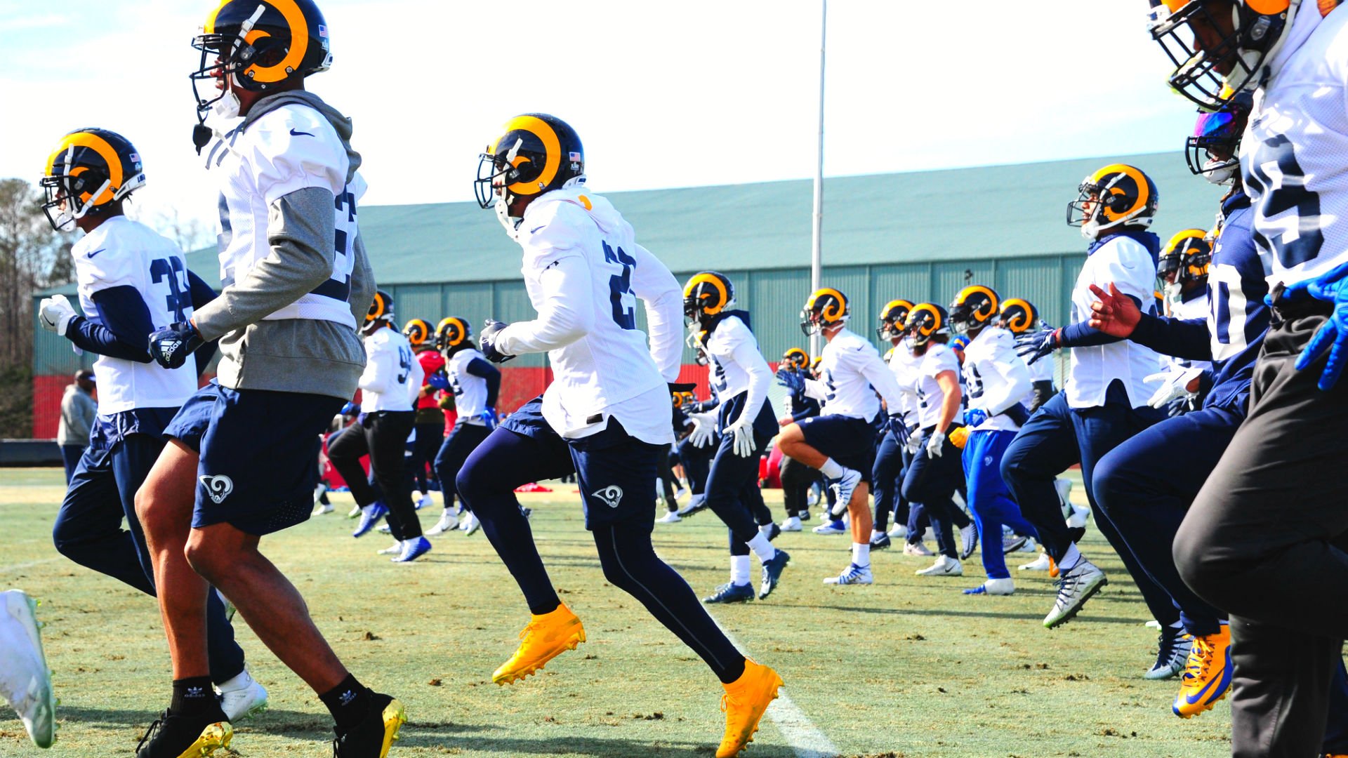 Gaji Regu Latihan NFL