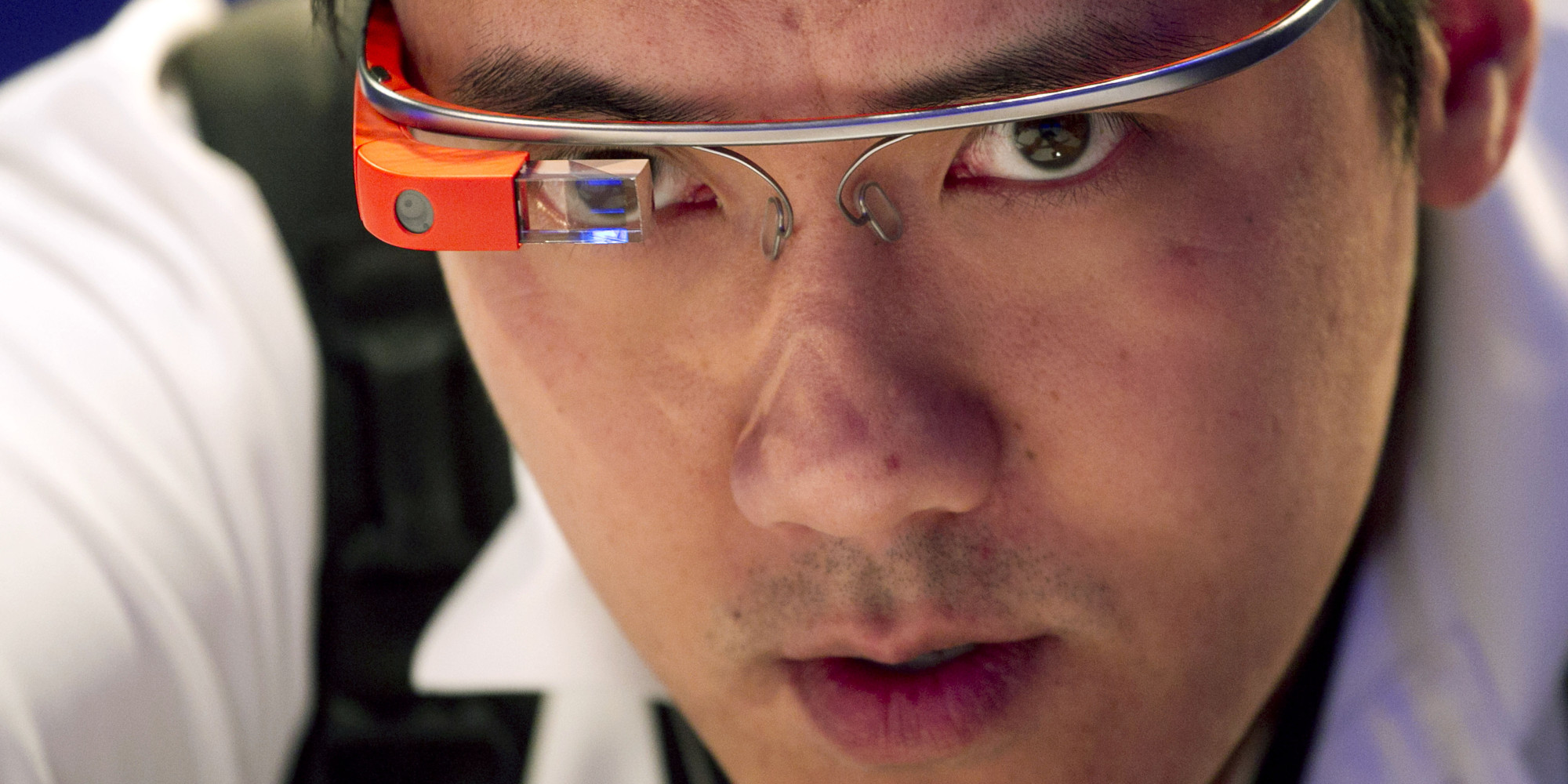 Wearable technology dates back to the 1960s, but today it is more popular and versatile than ever. How are casinos adapting to the latest in the wearable tech trend? (Image: (AP /Mark Lennihan)