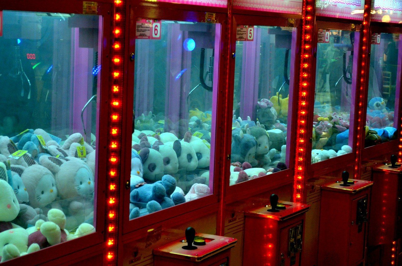 iphone claw machine near me