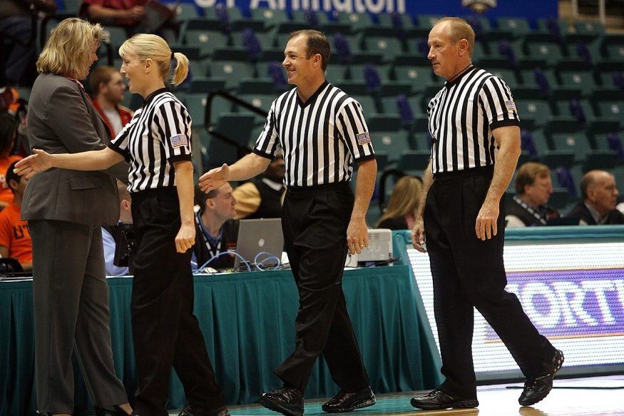 How Much Do Basketball Officials Make?