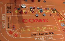Come bet area on a craps table