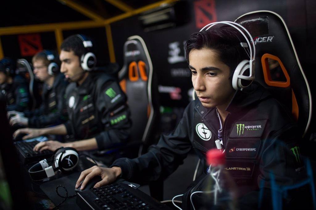 How to be an esports star without going pro, playing games like