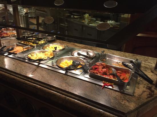 breakfast dishes at Vegas Feast Buffet