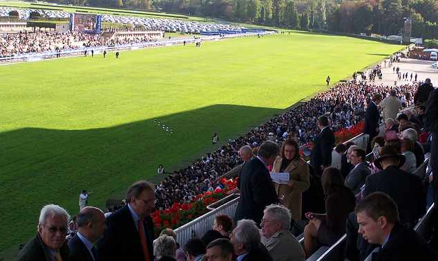 The world’s richest turf race takes place at Longchamp.