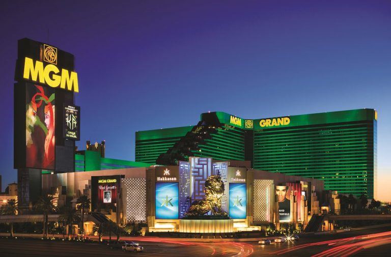 10 Of The World's Largest Casinos The Biggest Casinos Ever!
