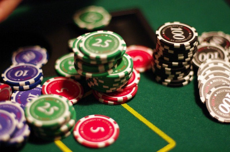 Poker chips in cash games
