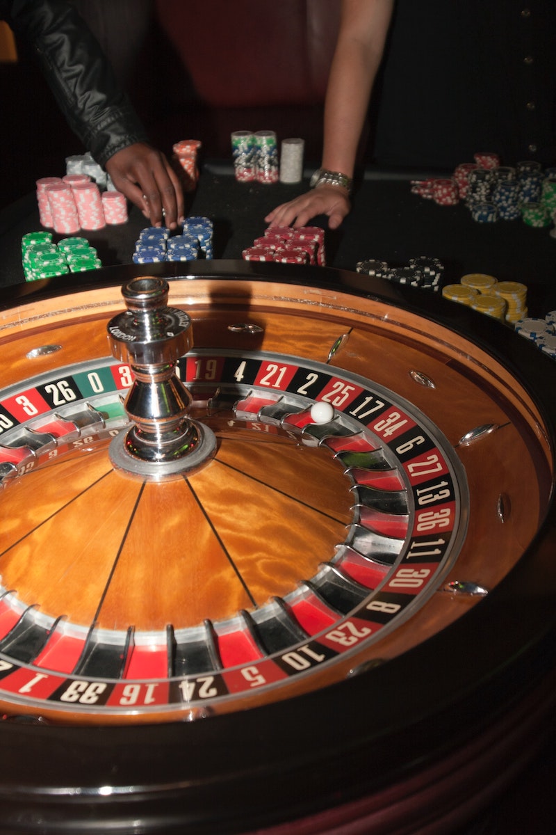 Top 10 Casino Etiquette Dos and Don'ts - Tips From A Casino Dealer