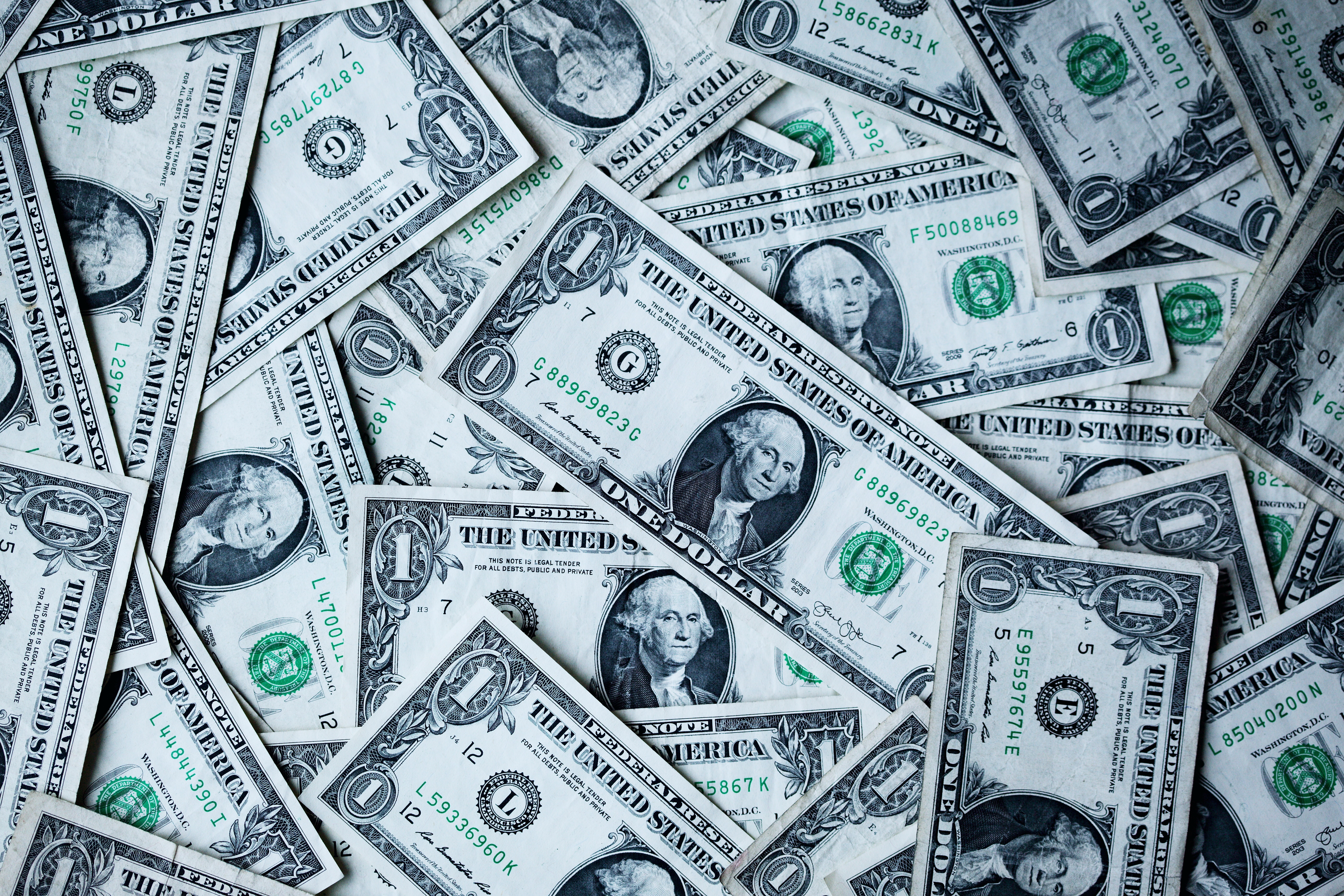 How to Cash a Two-Party Check Without the Other Person at a Casino