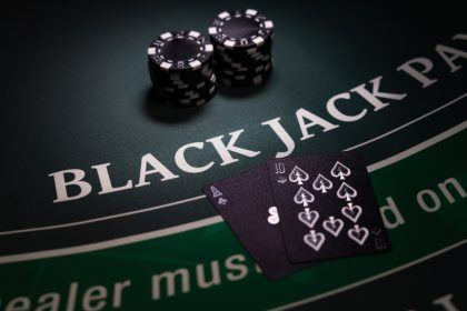 What Is DAS in Blackjack? Double After Split Explained