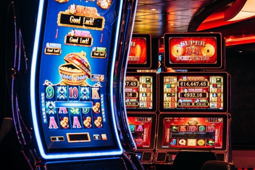 Beginners’ Guide: How to Win at Casino Slot Machines