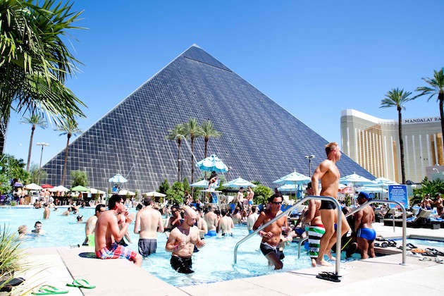 Las Vegas Summer. (Source: media.insideweddings.com)