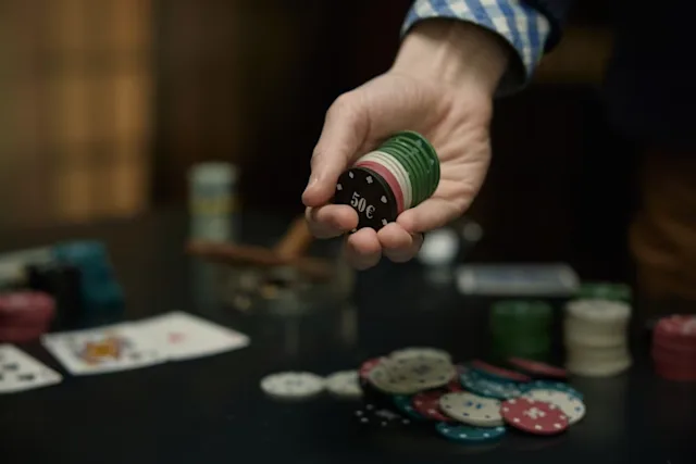 Comprendiendo el Tilt de Identidad en el Póker: Cómo Separar el Valor Personal de los Resultados