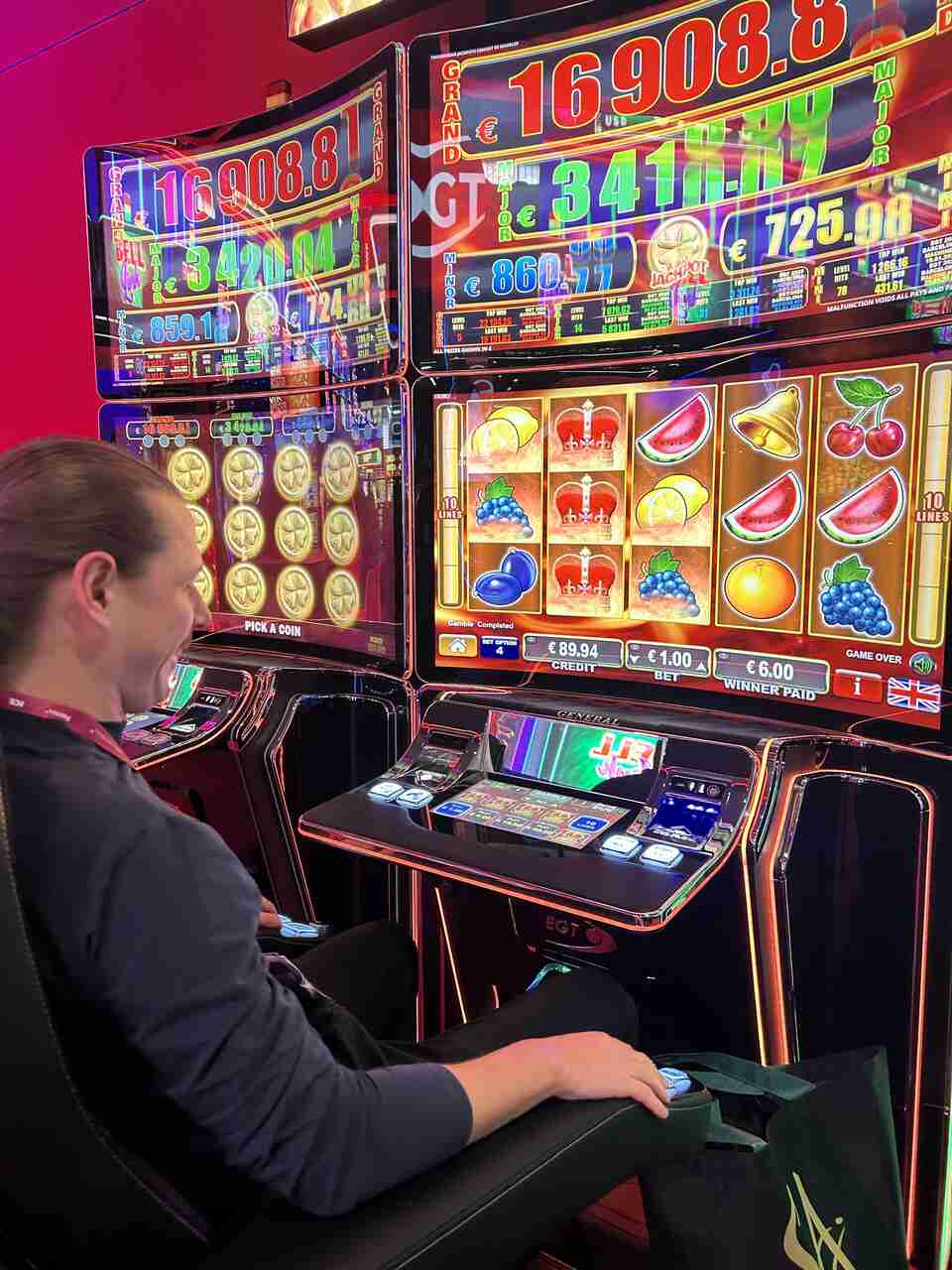 Adam Volz playing slots