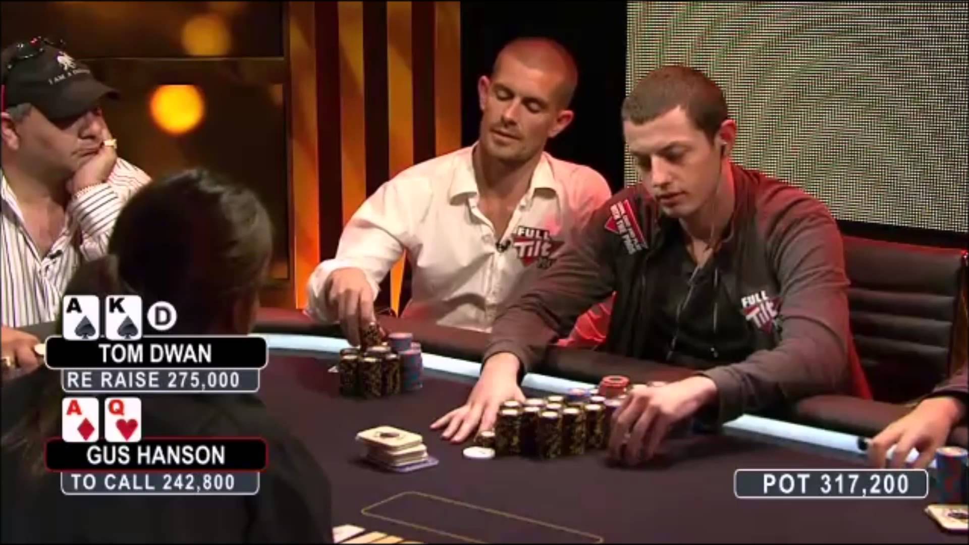 Pokerspieler Gus Hansen beim Spielen