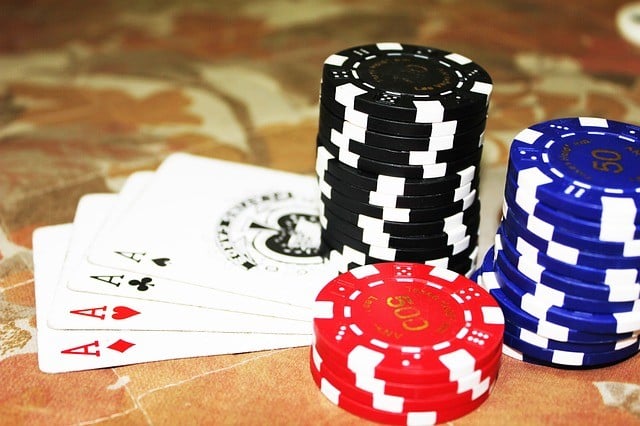 Pokerchips, Karten