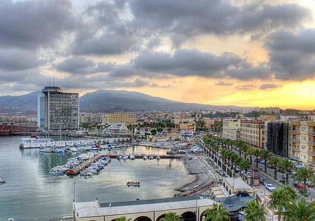 Der Hafen von Melilla