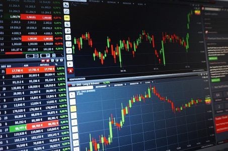 Börsenkurse auf Monitor