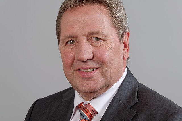 Hans-Jörn Arp (CDU)