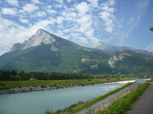 Rhein, Grenze Liechtenstein und Schweiz