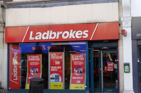 Ladbrokes Wettbüro Ladbrokes, North End Road, London