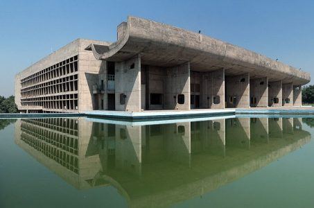 Parlamentsgebäude in Chandigarh, Haryana, Indien