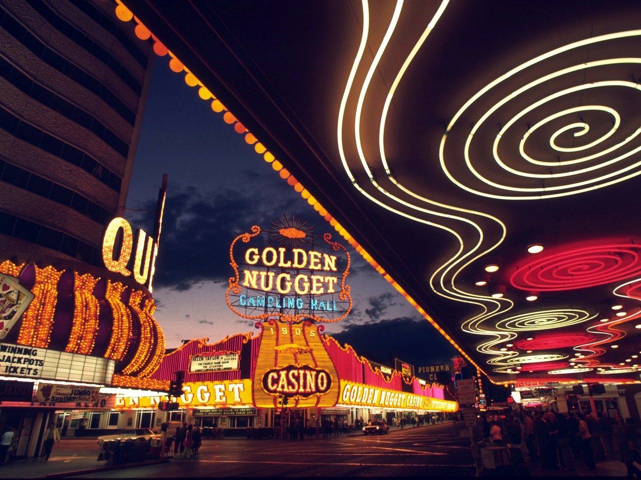 Casinos, Leuchtreklame, Gebäude