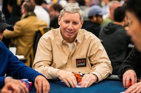 Mike Sexton, Pokertisch