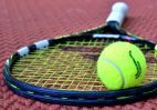 Tennisschläger, Tennisball
