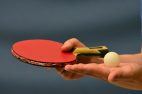 Tischtennis-Kelle, Hand, Ball