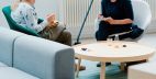 Frauen im Gespraech