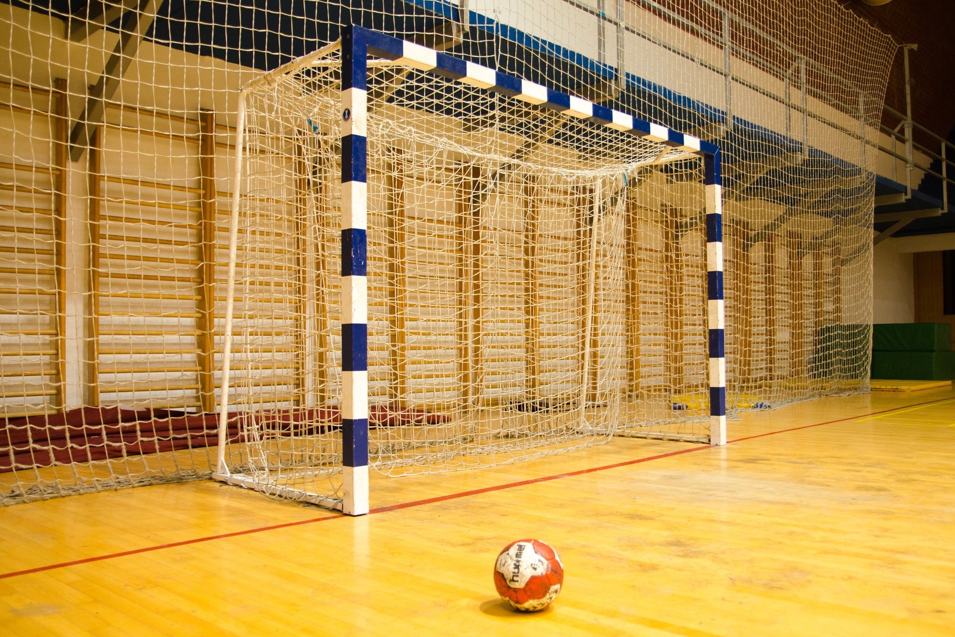 Sporthalle Handball Tor