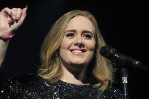 Sängerin Adele bei einem Auftritt