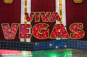 Leuchtreklame Viva Vegas