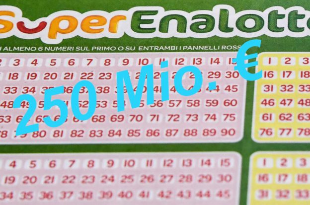 Lottoschein Superenalotto 250 Mio. Euro