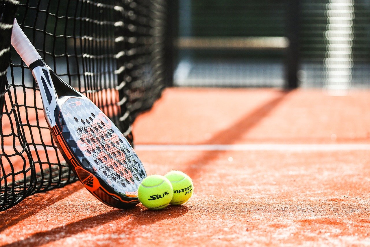 Tennis, Tennisschläger, Tennisnetz, Sport
