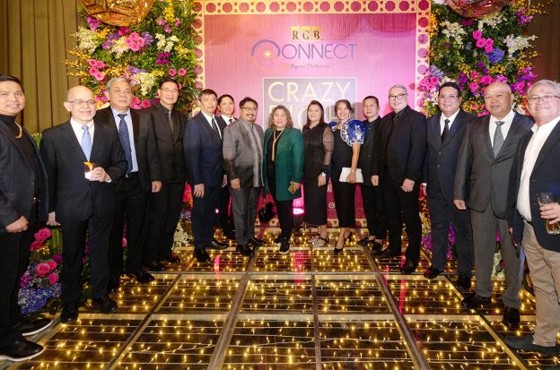 PAGCOR-Führungskräfte, RGB International Gala Night im Hilton Clark Sun Valley Resort