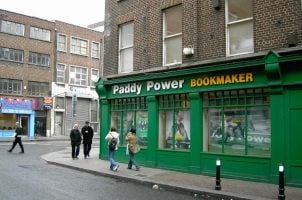 Paddy Power, Buchmacher, Wettbüro