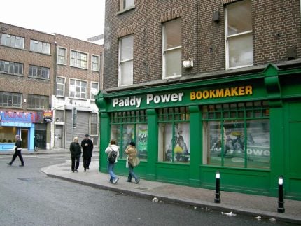 Paddy Power, Buchmacher, Wettbüro