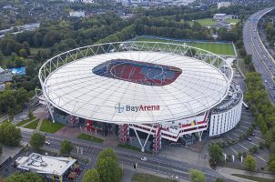 Fußballstadion