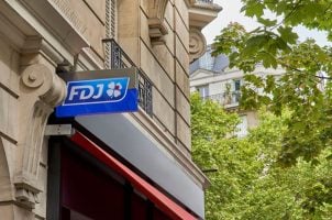 FDJ-Logo an Hauswand